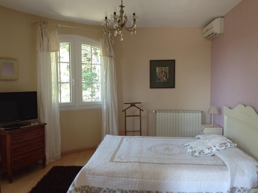 Logis Du Comte Panzió Suze-la-Rousse Kültér fotó