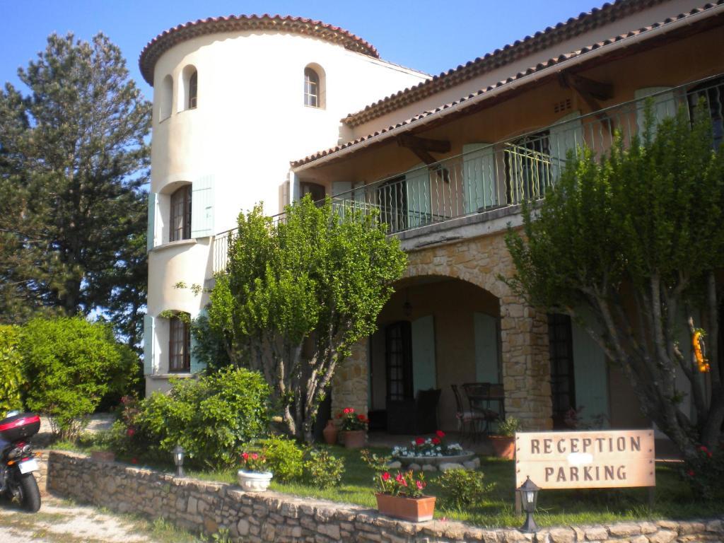 Logis Du Comte Panzió Suze-la-Rousse Kültér fotó